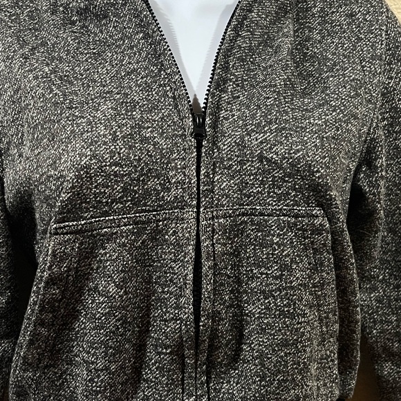 Galaxy By Harvic Women's Black and Gray Hoodie - Picture 2 of 5